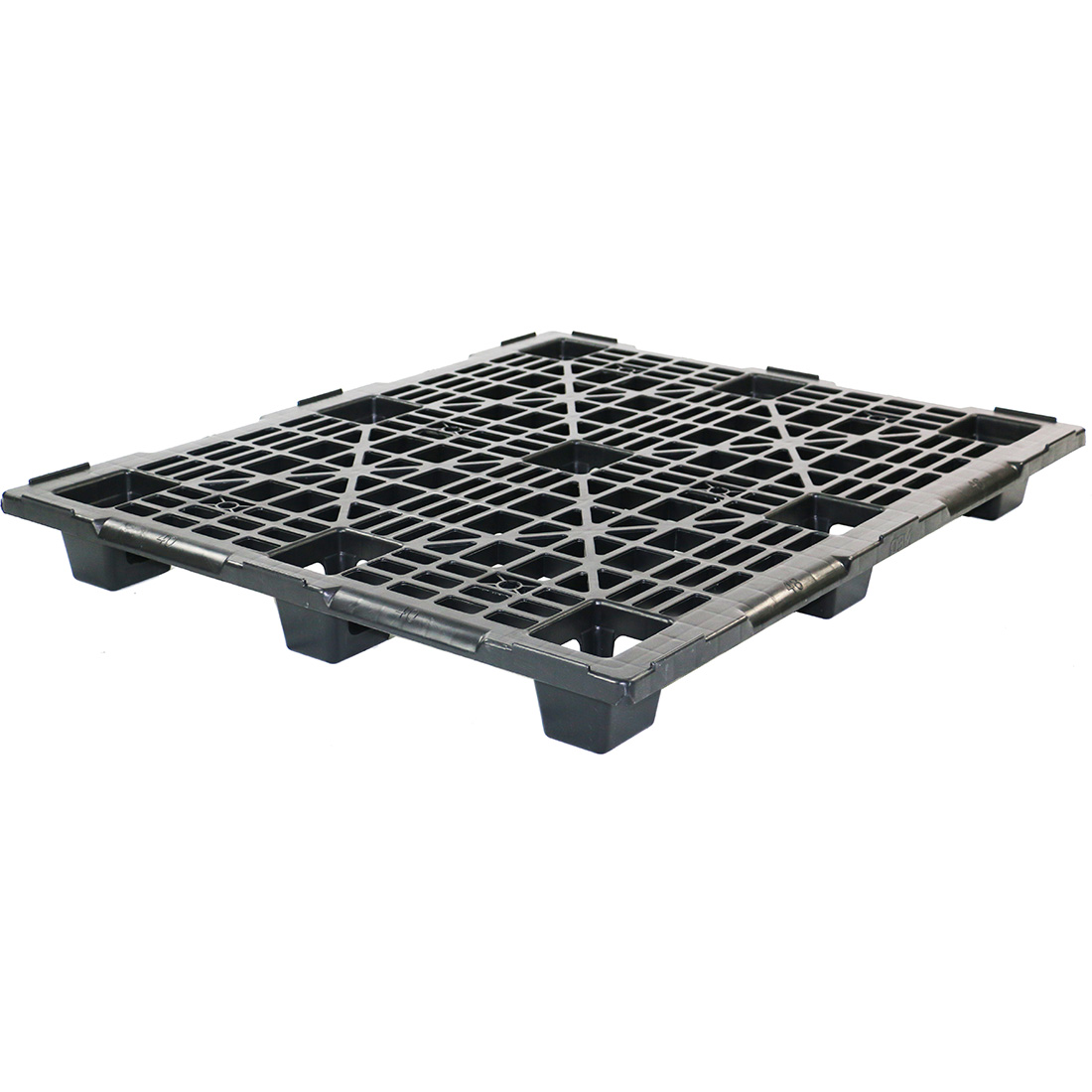 40 x 48 Nestable Mid-Duty Plastic Pallet With Lip