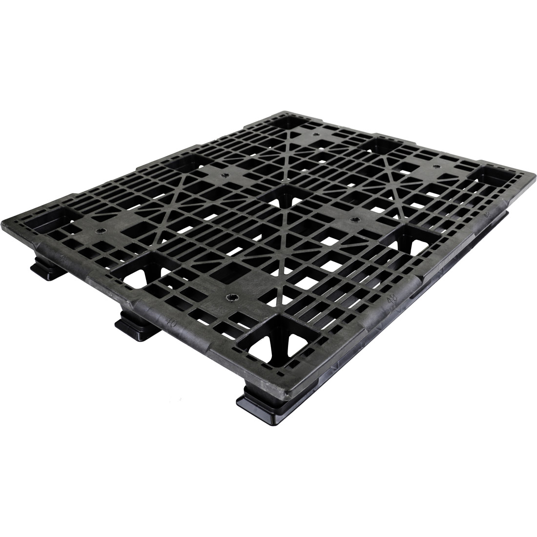 40 x 48 Medium-Heavy Duty Stackable Plastic Pallet - 3 Runner - Unassembled