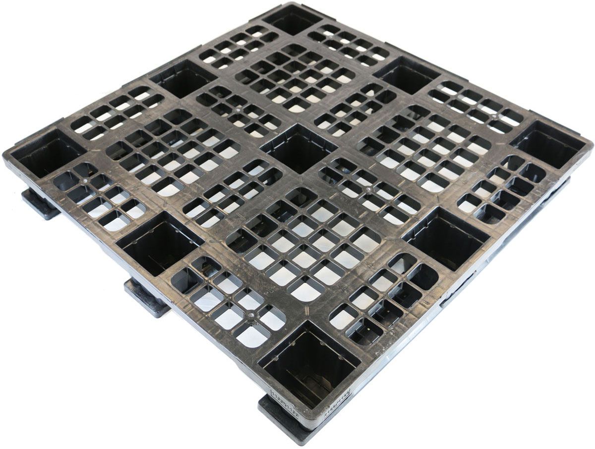 45 x 45 Stackable 3-Runner Plastic Pallet w/ Safety Lip - Assembled